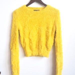 Honey Punch Bright Yellow Sweater Sz M